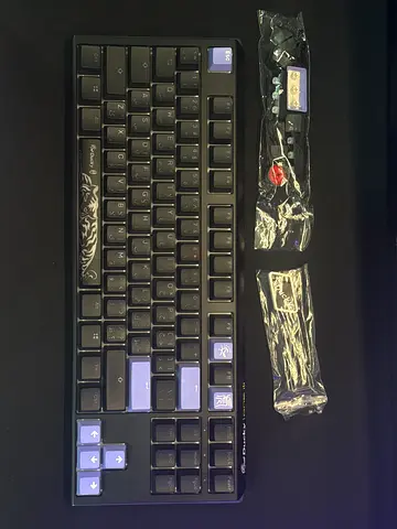 Compact Mechanical Keyboard with Custom Purple Keycaps and black caps(TKL/65%) - Excellent Condition