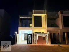 Villa for sale in Ajman, including registration fees and air conditioning, at a bargain price, ready