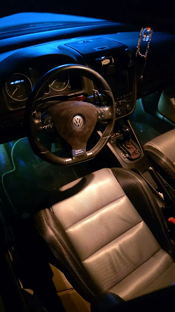 Volkswagen Golf 2007 — photo 1 of 9