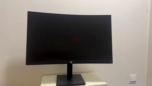 HP Gaming Curved Monitor 27”, 165Hz