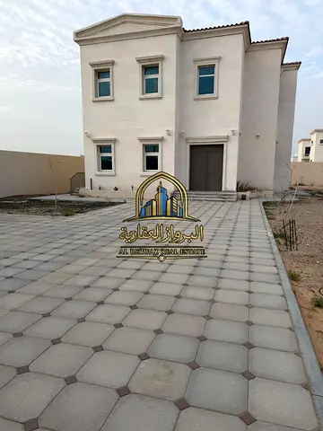 Beautiful 4 bedroom villa for rent