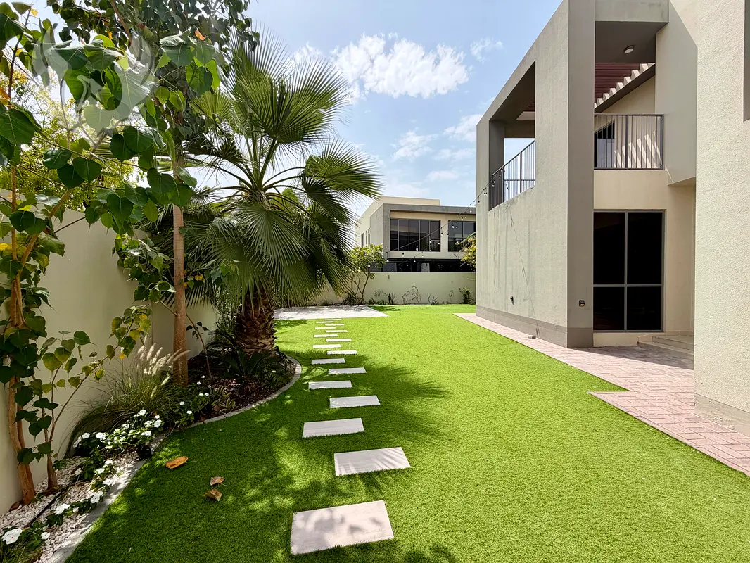 Available Now | Corner Plot | E3 Layout