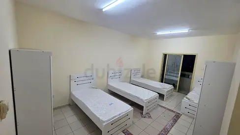 ببلكونه وتلاجه خاصه متاح سراير القاسميه الند