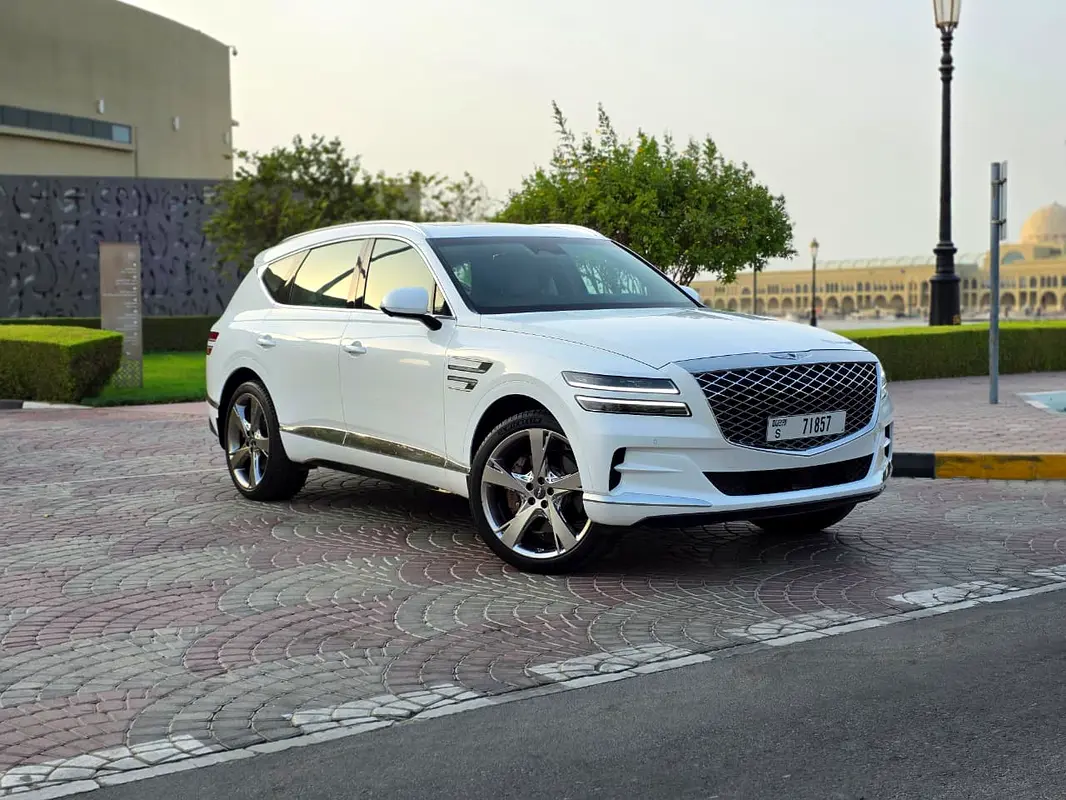 Genesis GV80 2024 — photo 1 of 13