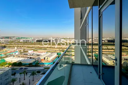 Modern Unit | Top Location | Ready to Move In