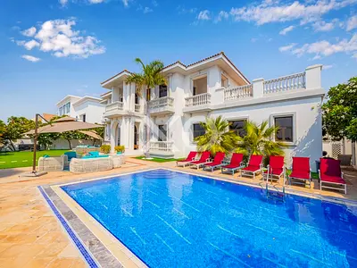 Atlantis View | Bills Included | Upgraded