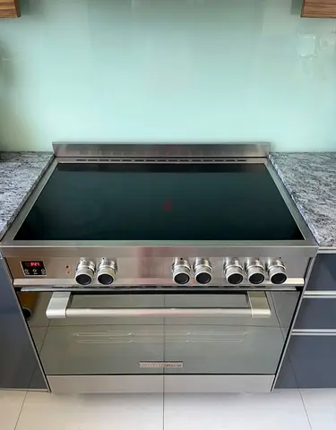 Technogas Superior Italy 5 Eyes Full Electric Ceramic Cooker Range Size 90cm