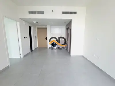Spacious 1Bedroom with Big Balcony