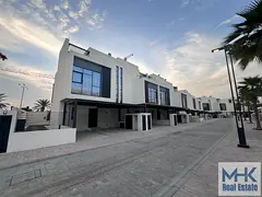 Corner 2 bed +Maid Townhouse in Danah Bay Marjan Island