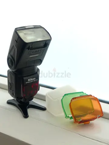 Nikon Speedlight SB-910 (flash light) + Free Big Reflector (5 colors)