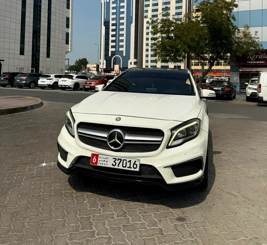 Mercedes-Benz GLA-Class 2018 — photo 1 of 7