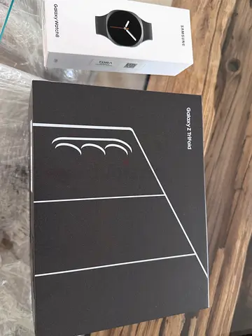 Samsung Galaxy Trifold