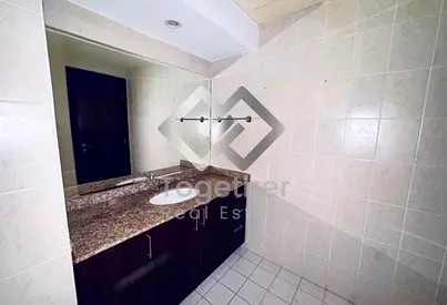 Community View | Spacious Unit| Bright