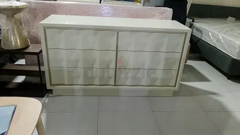 Selling high quality west elm brand dressing table