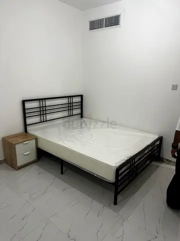 FULLY FURNISHED ROOM AVAILABLE FOR RENT