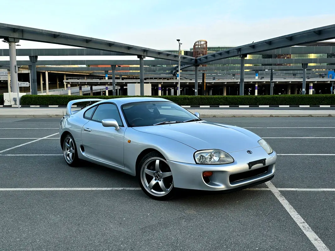 Toyota Supra 1995 — photo 1 of 20