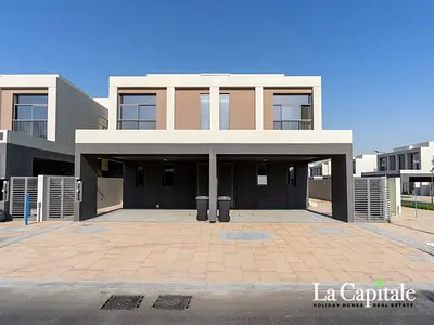 Semi Detached 3 BR+Maid | Corner Unit | Full Vastu