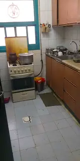Bed space available for Kerala executive bachelors near Nesto hyper market Bu Tina