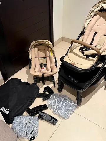 Baby stroller and car seat (joei)