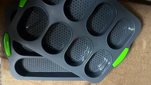 Silicone Steamer/Baking Basket Trays - Set of 2, Good Condition