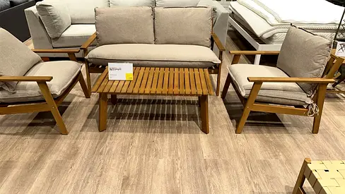 GARDEN LOUNGE SET HARDWOOD - Like New