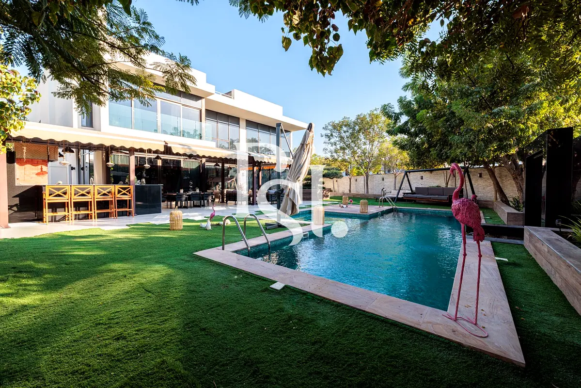Large Backyard | Luxury Lifestyle | Inquire Today
