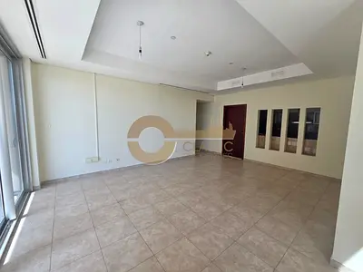 SPACIOUS & WELL MAINTAINED | COMMUNITY LIVING