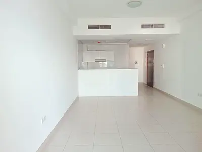 Elegant Spacious Studio with Balcony | Near Business Bay | Family-Friendly Community