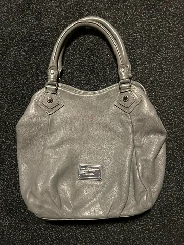 Marc Jacob’s handbag grey