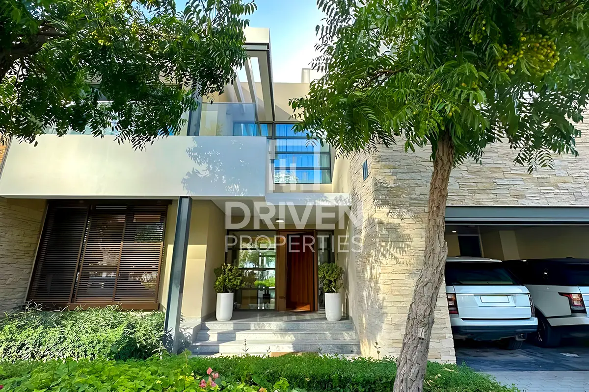 Single Row | Premium Villa | Luxurious Living