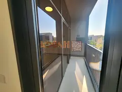 Corner | 4 + Majlis + Maid + store | Close to pool