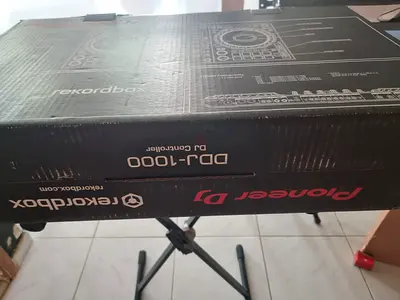 Pioneer DDJ-1000 DJ Controller in Original Box