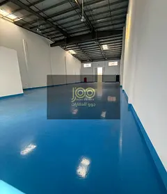 Available for storage only. Electricity 25. First occupancy. Epoxy flooring. Setback area behind the