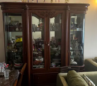 Large Classic Wooden Display Cabinet / China Cabinet