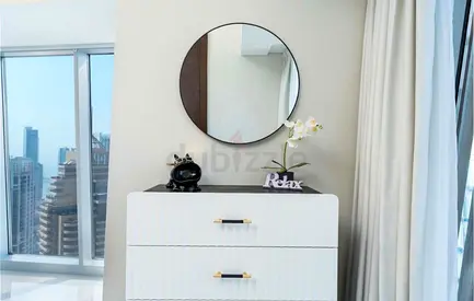 CHEST OF DRAWERS + MIRROR