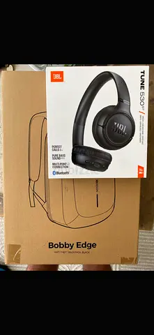JBL Tune 530BT Wireless On-Ear Bluetooth Headphones - New in Box