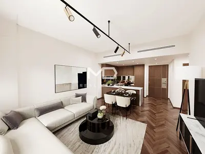 Stunning Unit | Large Corner Apartment | High ROI