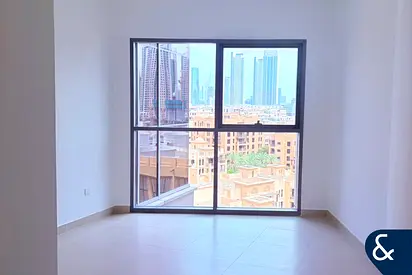 Burj Khalifa View | VOT | Close to Park