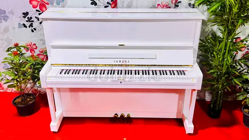 YAMAHA U1 White Upright Piano
