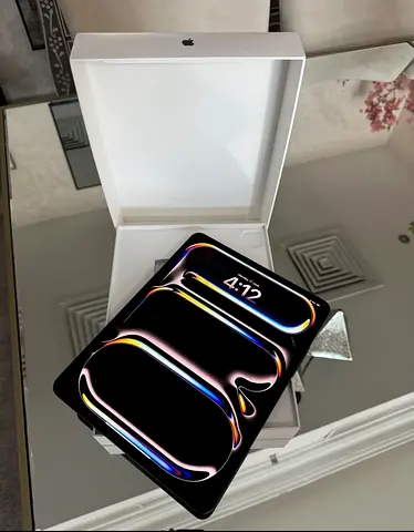 iPad Pro M5 13 inch 256GB Wi-Fi 5G Celular