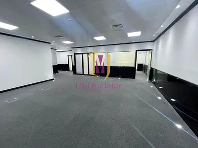Fully Fitted | 2 Parking | Up to 4 Cheques