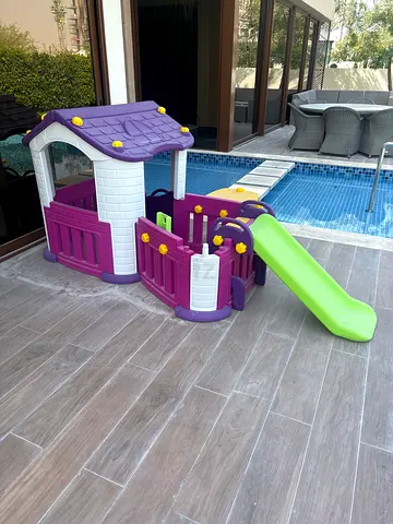 Little Tikes Playhouse with Slide - Good Condition