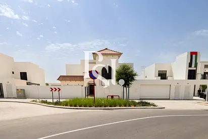 5 Bedroom+Maid | Spacious and Elegant Villa