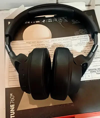 Tune 760NC Wireless Over Ear Noise Cancelling Headphones Black