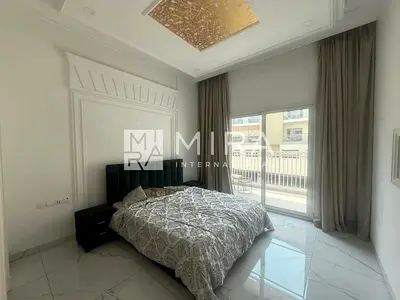 Prime Location | Spacious Unit | Park View