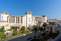 Luxury Living | Hotel Facilities | Prime Location!
