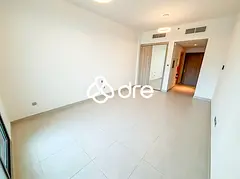 Vacant | Great Location | Modern Unit