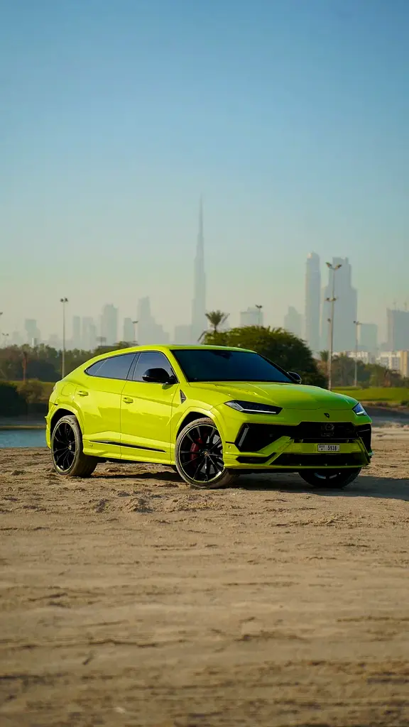Lamborghini Urus 2024 — photo 1 of 7