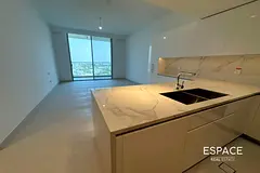 Exclusive - High Floor - Full Golf Course View