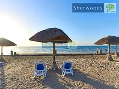 Beach Property with Lagoon Views and Huge Terrace